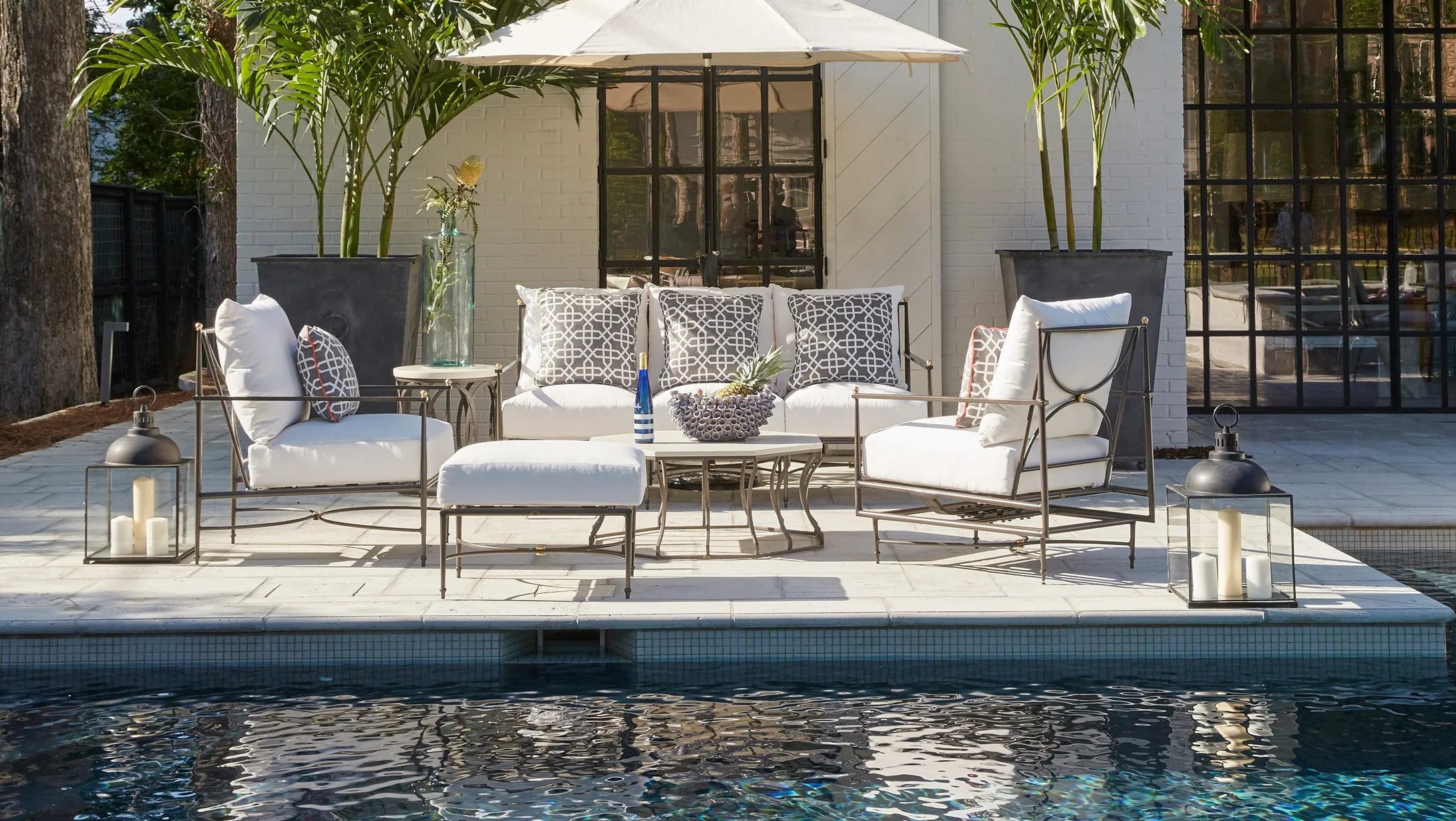 Furniture: Outdoor
