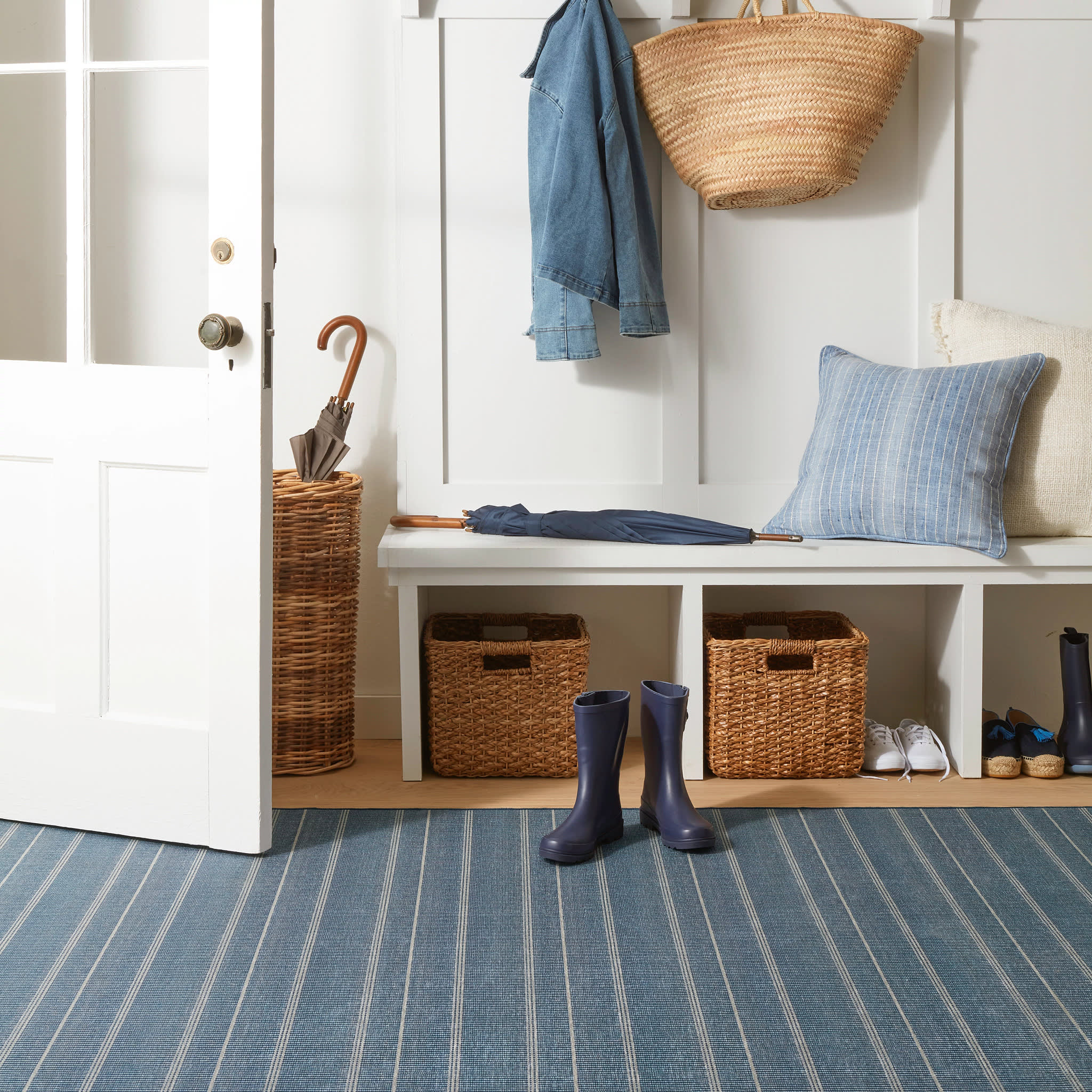 Annie Selke Bunny Williams Samson Machine Washable Area Rug Navy